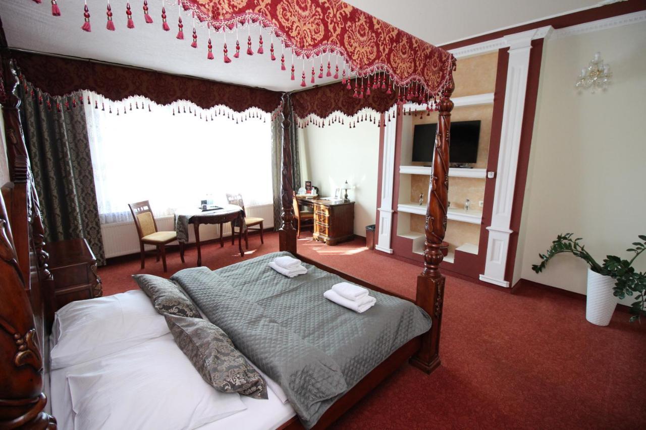 Zlote Arkady Hotel Częstochowa Buitenkant foto