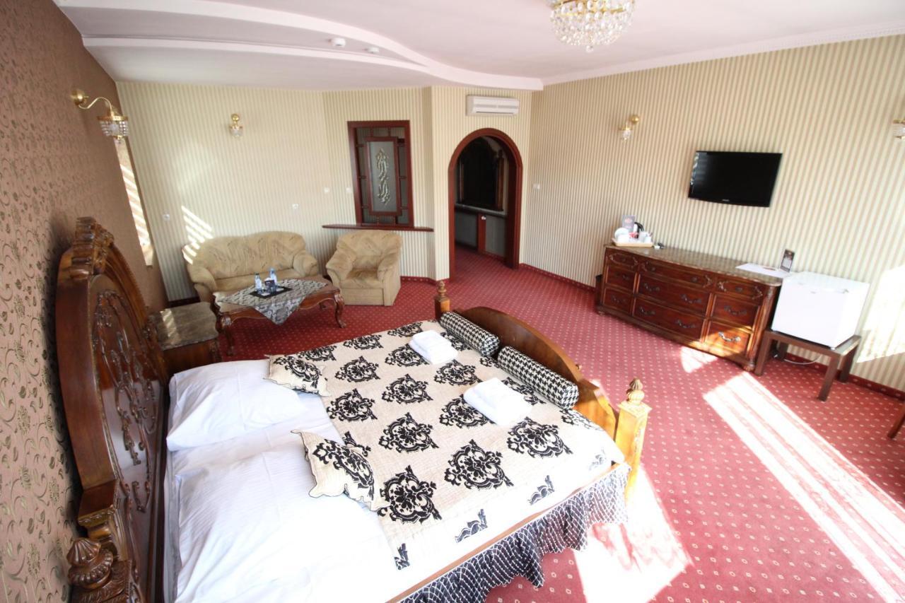 Zlote Arkady Hotel Częstochowa Buitenkant foto