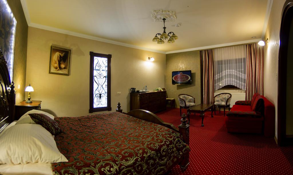 Zlote Arkady Hotel Częstochowa Buitenkant foto