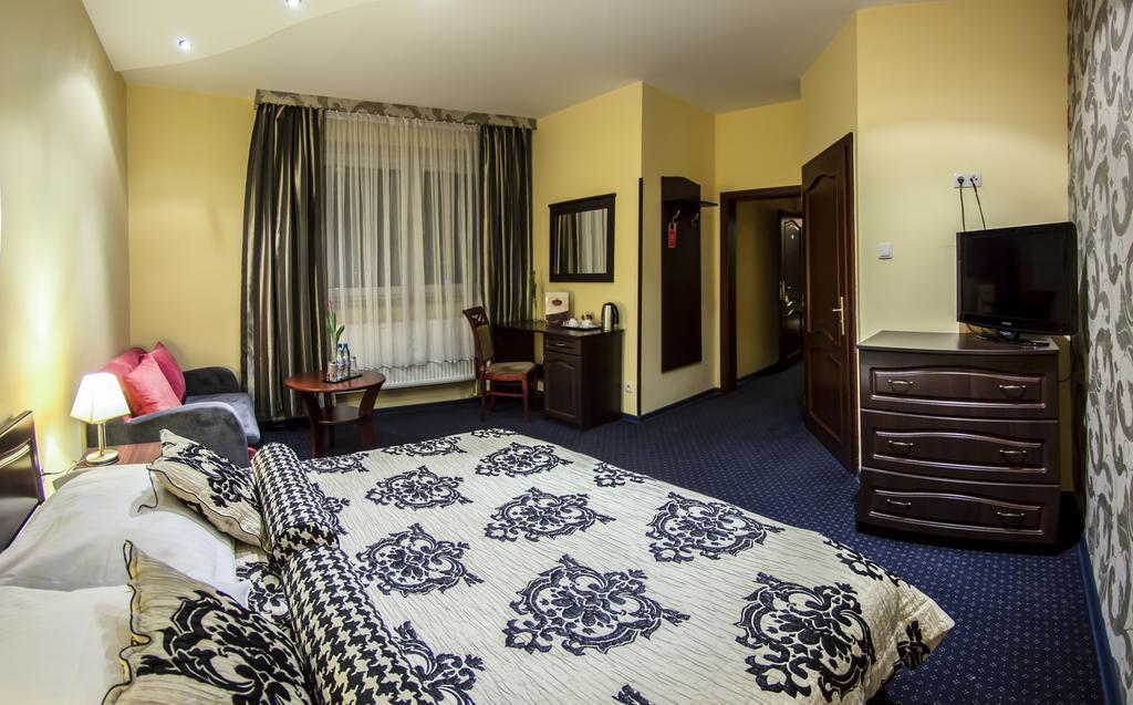 Zlote Arkady Hotel Częstochowa Buitenkant foto