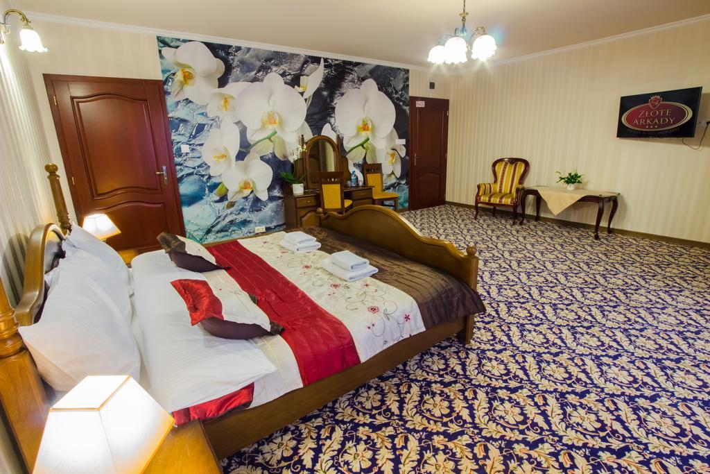 Zlote Arkady Hotel Częstochowa Buitenkant foto
