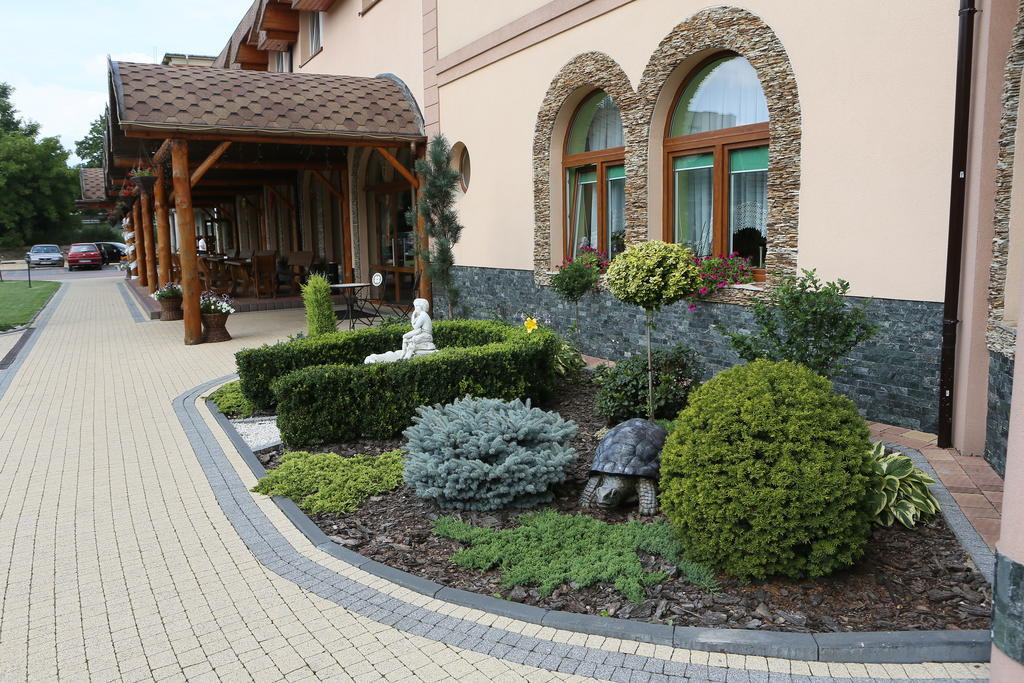 Zlote Arkady Hotel Częstochowa Buitenkant foto