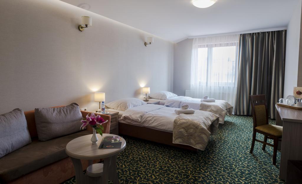 Zlote Arkady Hotel Częstochowa Buitenkant foto